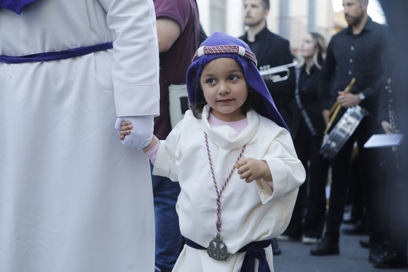 Cristo del Amor y Señora de la Caridad Cofradía: Hermandad Penitencial del Santísimo Cristo del Amor, Señor de las Penas y Nuestra Señora de la Caridad.