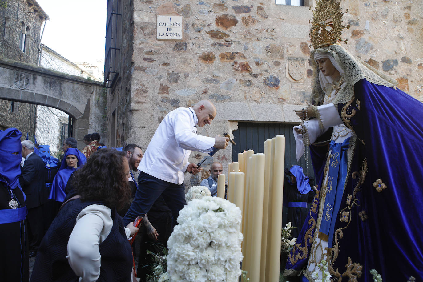 Pasos: Nuestro Padre Jesús de la Expiración de la Arguijuela y Nuestra Madre y Señora de Gracia y Esperanza. Cofradía: Ilustre Hermandad de Penitencia y Cofradía de Nazarenos de Nuestro Padre Jesús de la Expiración de la Arguijuela y Nuestra Madre y Señora de Gracia y Esperanza.