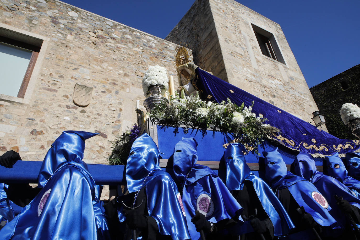 Pasos: Nuestro Padre Jesús de la Expiración de la Arguijuela y Nuestra Madre y Señora de Gracia y Esperanza. Cofradía: Ilustre Hermandad de Penitencia y Cofradía de Nazarenos de Nuestro Padre Jesús de la Expiración de la Arguijuela y Nuestra Madre y Señora de Gracia y Esperanza.