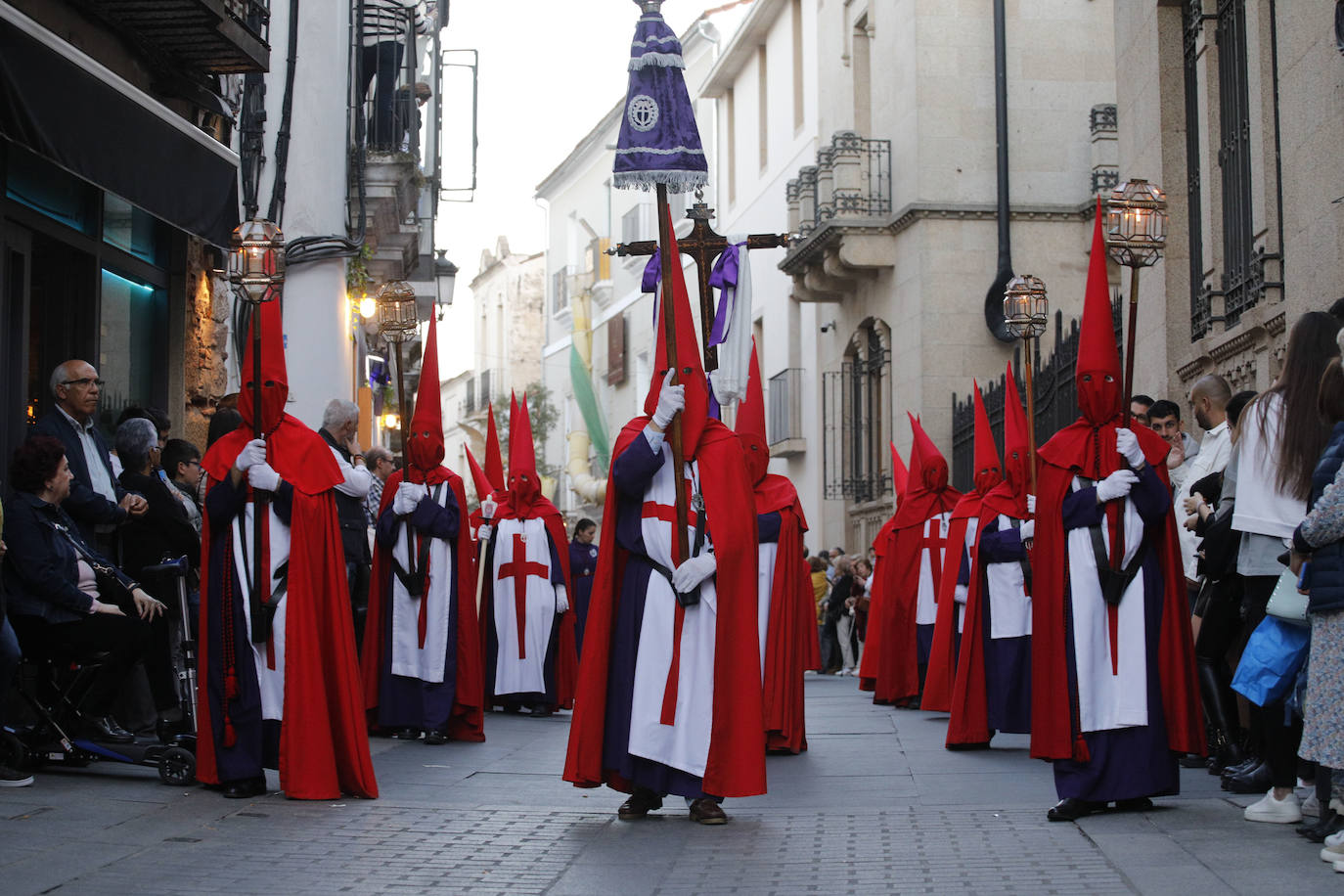 Pasos: Oración en el Huerto, Beso de Judas, La Flagelación, Cristo de la Salud y de la Expiración y Dolorosa de la Cruz Cofradía: Ilustre y Real Cofradía de la Santa y Vera Cruz