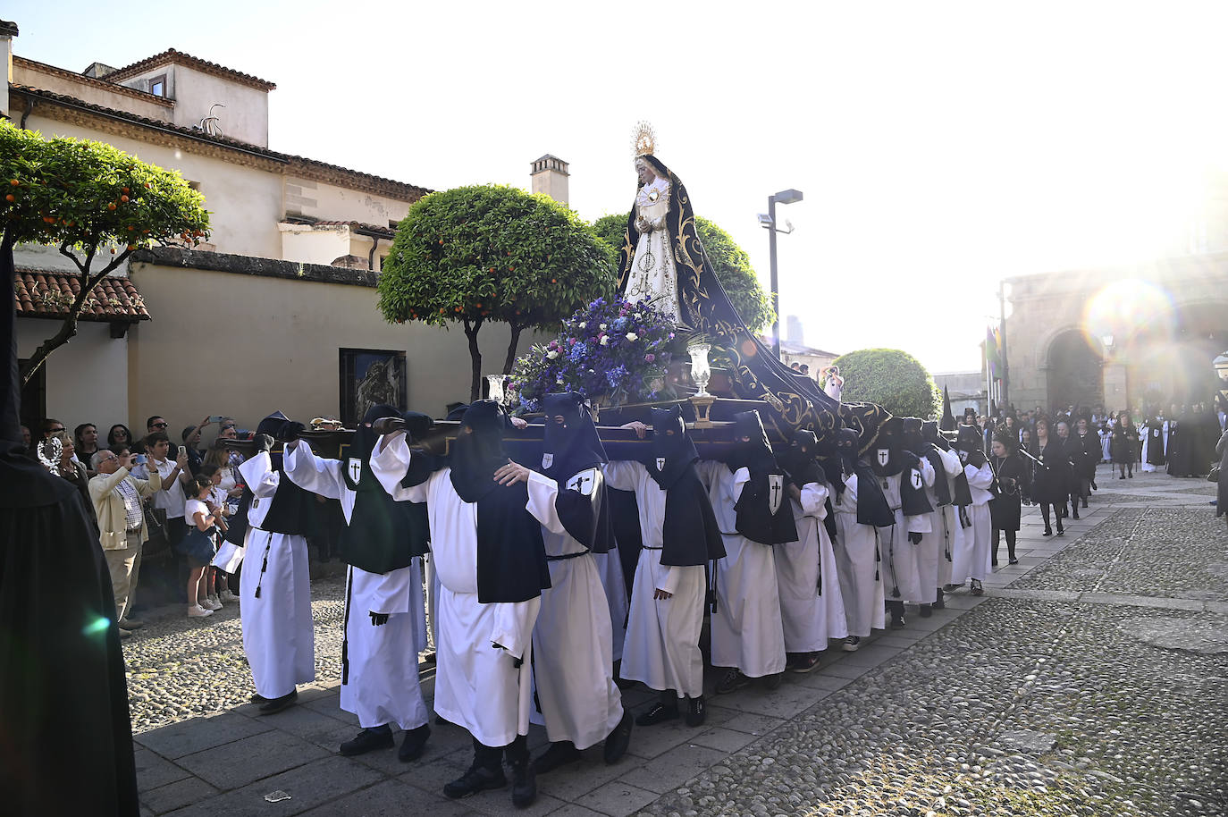 Fotos | Procesión del sábado en Plasencia