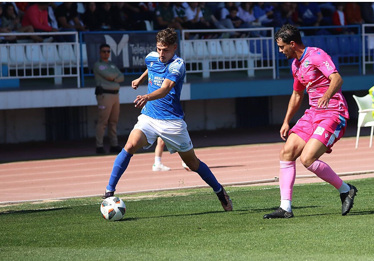 Lance del juego del Melilla-Coria disputado este sábado.