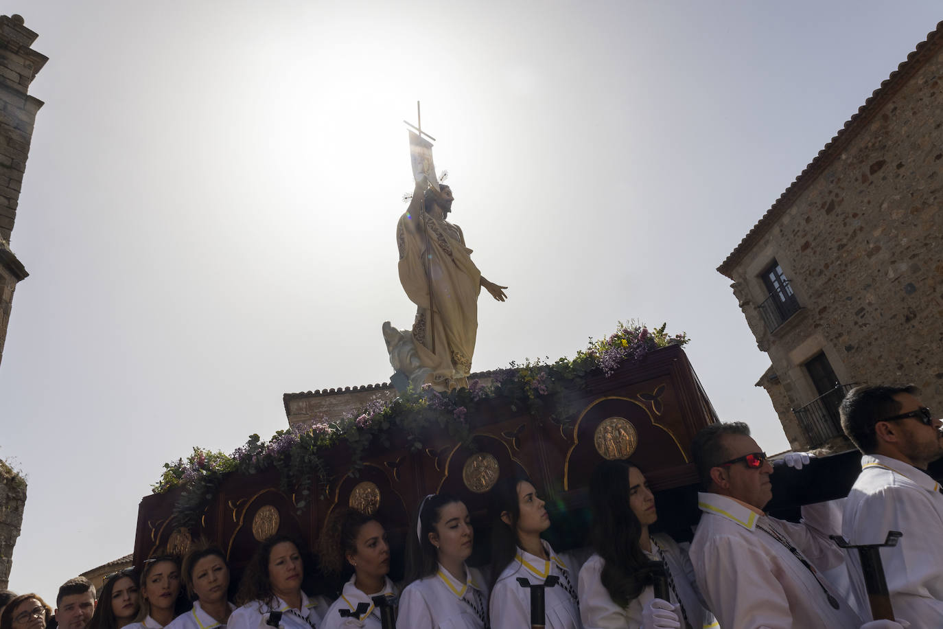 Domingo de Resurrección apoteósico en Cáceres