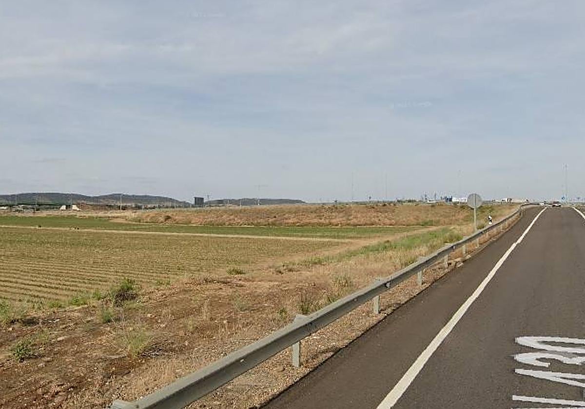 La N-430 cerca de Ruecas.