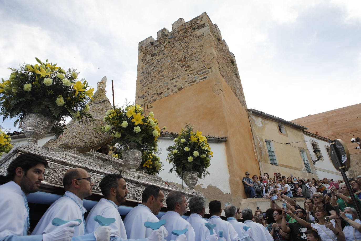 Las mejores imágenes de la bajada de la patrona de Cáceres