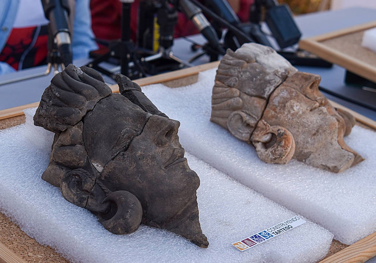 Tuteándonos con la historia