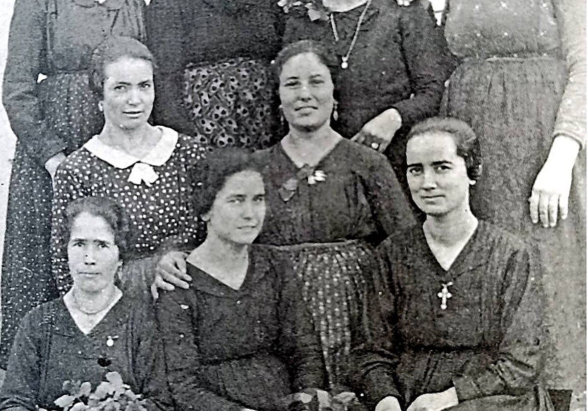 El director del colegio de Cáceres que enseñó a leer y a escribir a millones de niños con su ‘Rayas’