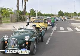 Concentración de los Citroen 2CV en Badajoz.