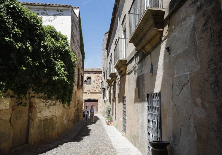 La calle Orellana es otro de los espacios elegidos por HBO.