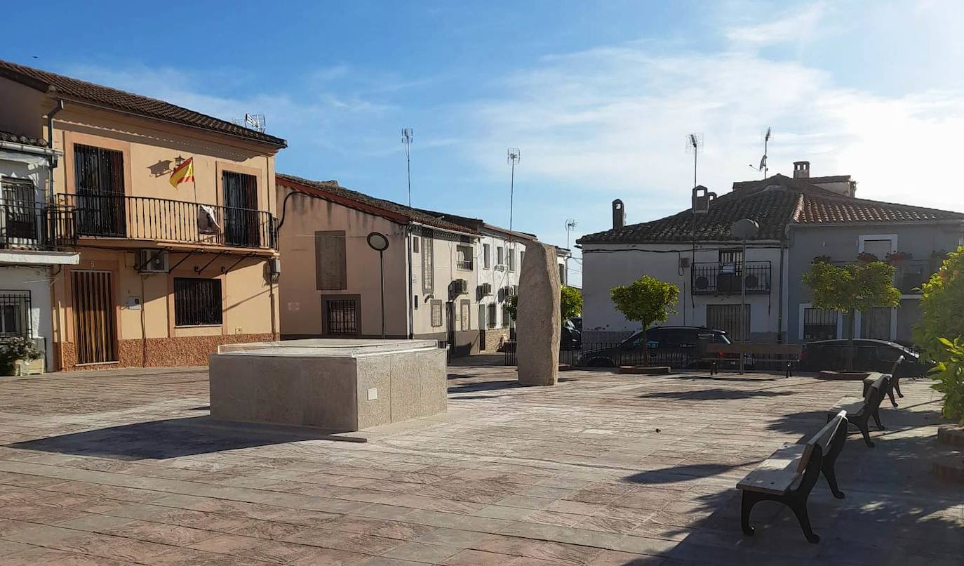 Réplica del dolmen de Guadalperal