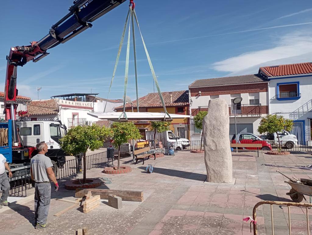 Réplica del dolmen de Guadalperal