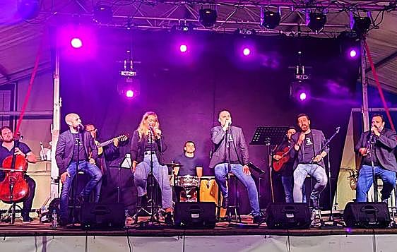 Voces al Alba, en su concierto del pasado 29 de abril en Táliga, dentro de su gira 'Carretera y Canta'.