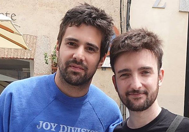 El actor Fabien Frankel y el creador de contenido Dani Abades.