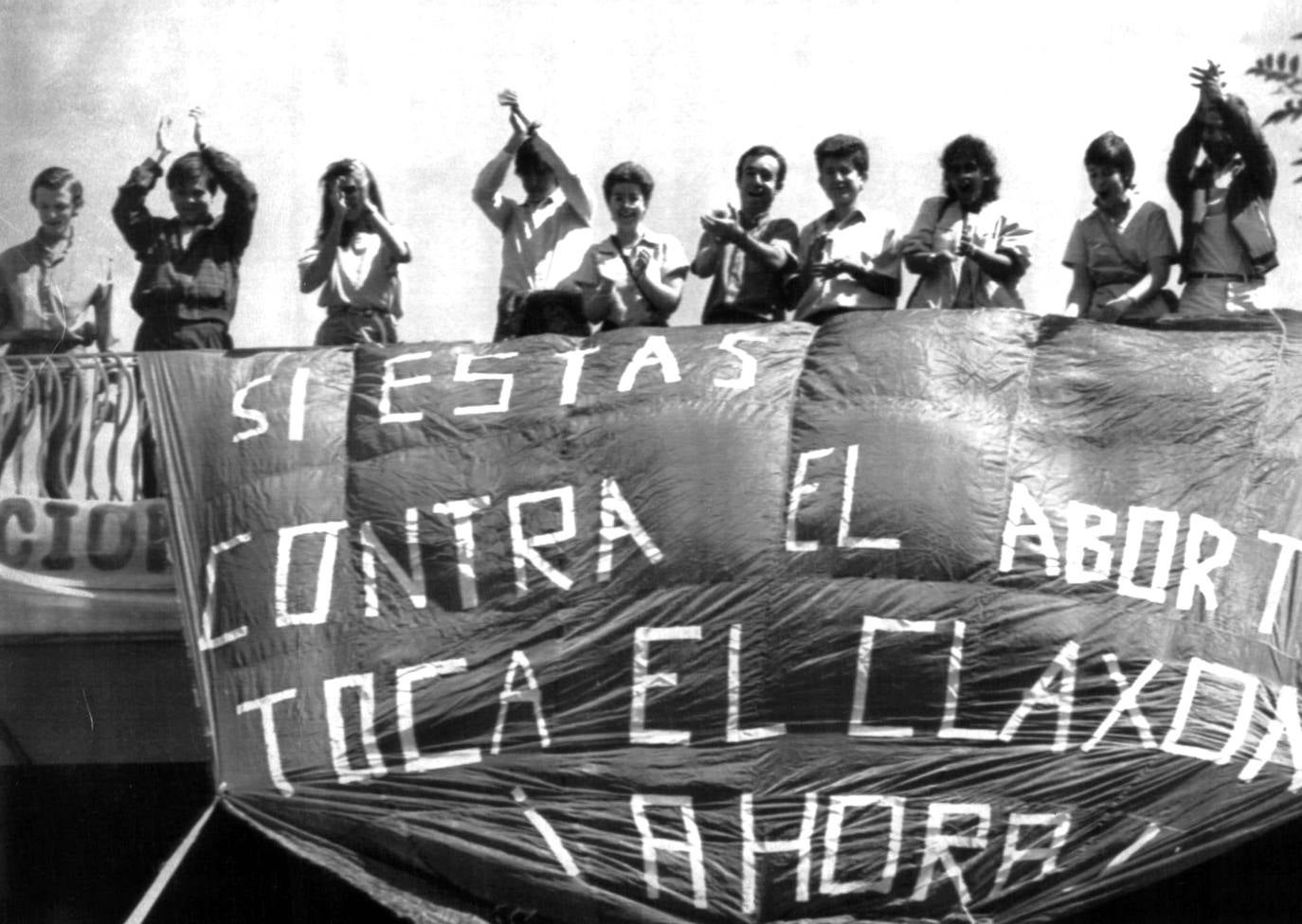 Manifestación antiabortista en 1983. El aborto fue un enconado tema de discusión en esa época.