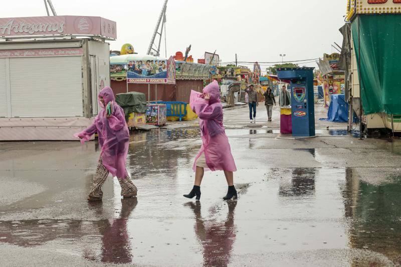 Así ha quedado la feria de Cáceres tras el temporal