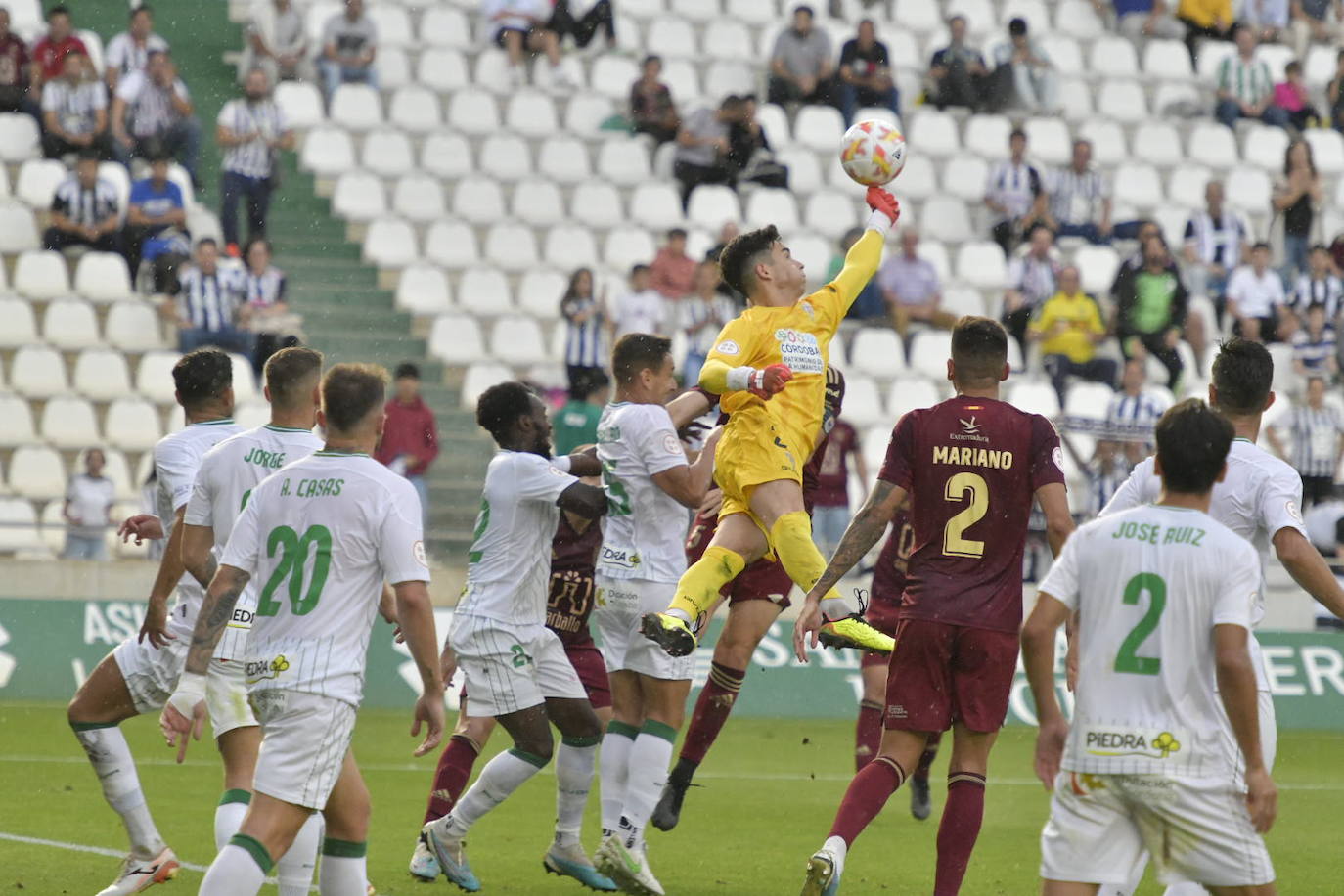 La derrota en Córdoba manda al Badajoz a Segunda RFEF