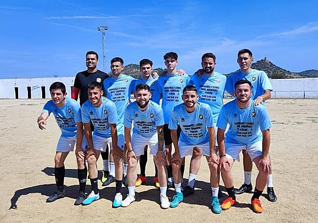 El equipo absoluta se midió con los veteranos (1-2) y con los juveniles (3-1).
