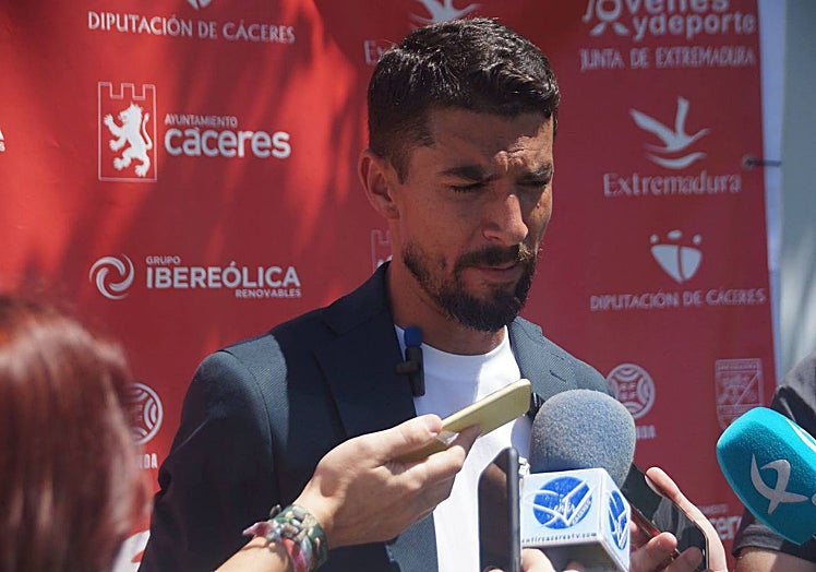 Diego Merino, entrenador del Coria.