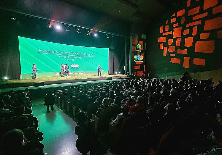 Panorámica del auditorio principal del Palacio de Congresos de Mérida, ayer.