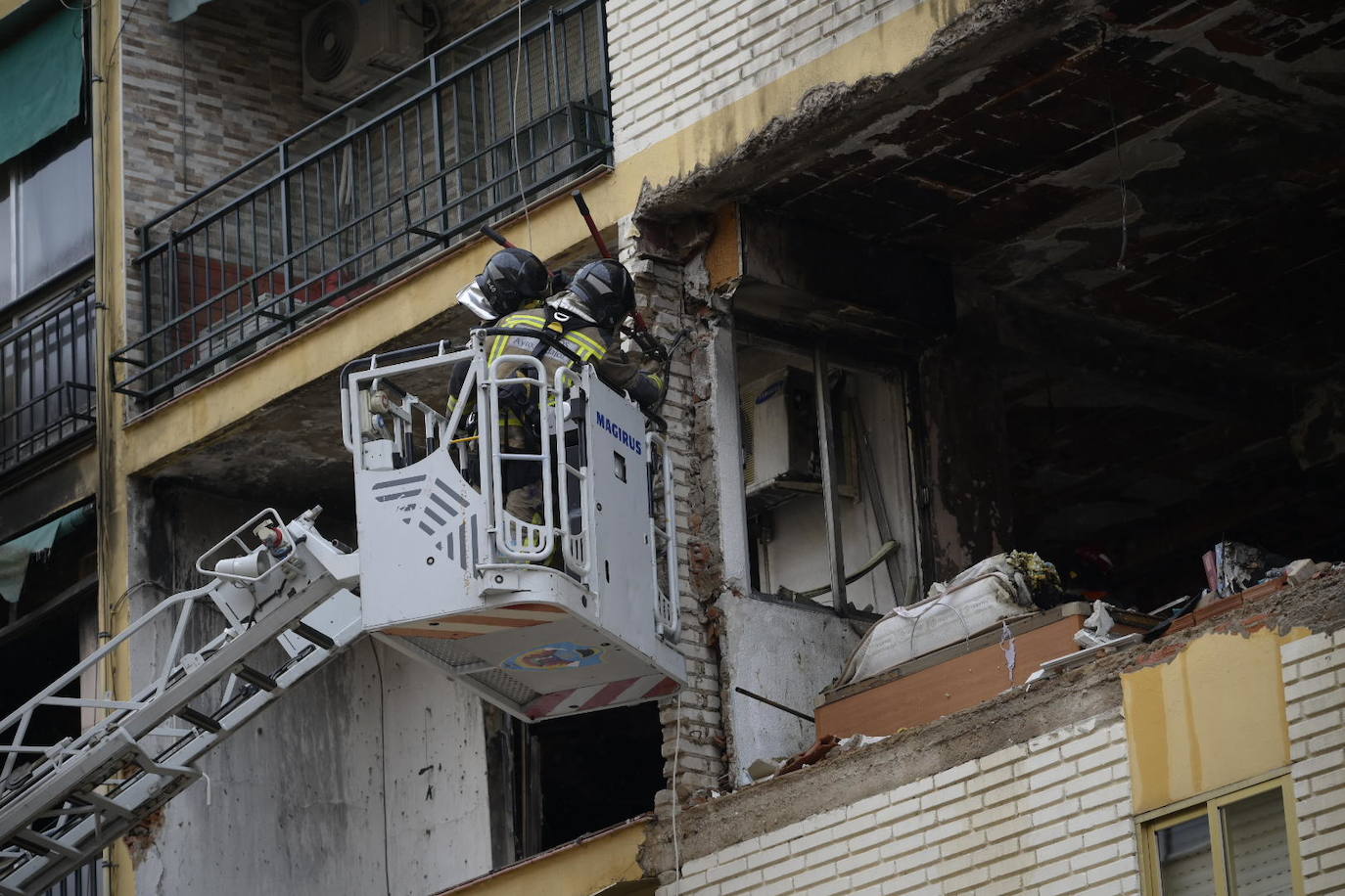 Así ha quedado la vivienda afectada tras la explosión en Badajoz