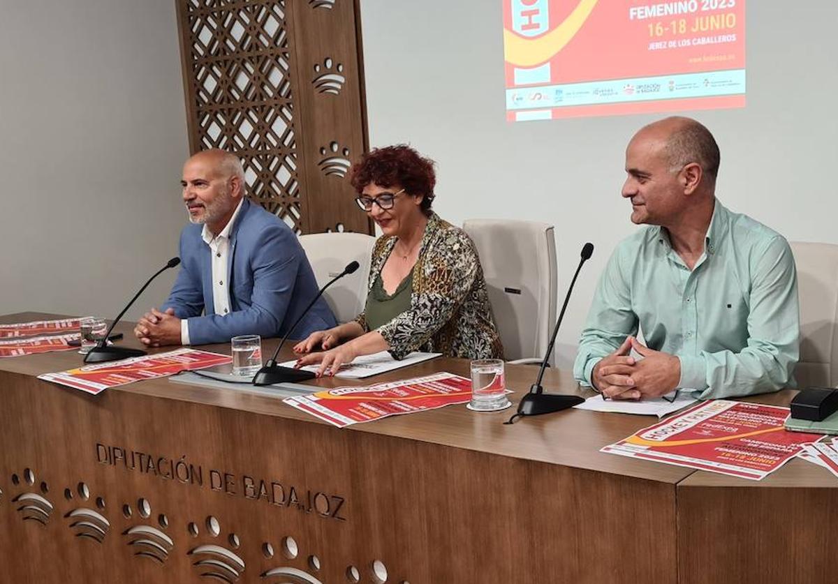 La presentación ha tenido lugar este jueves en la Diputación de Badajoz.