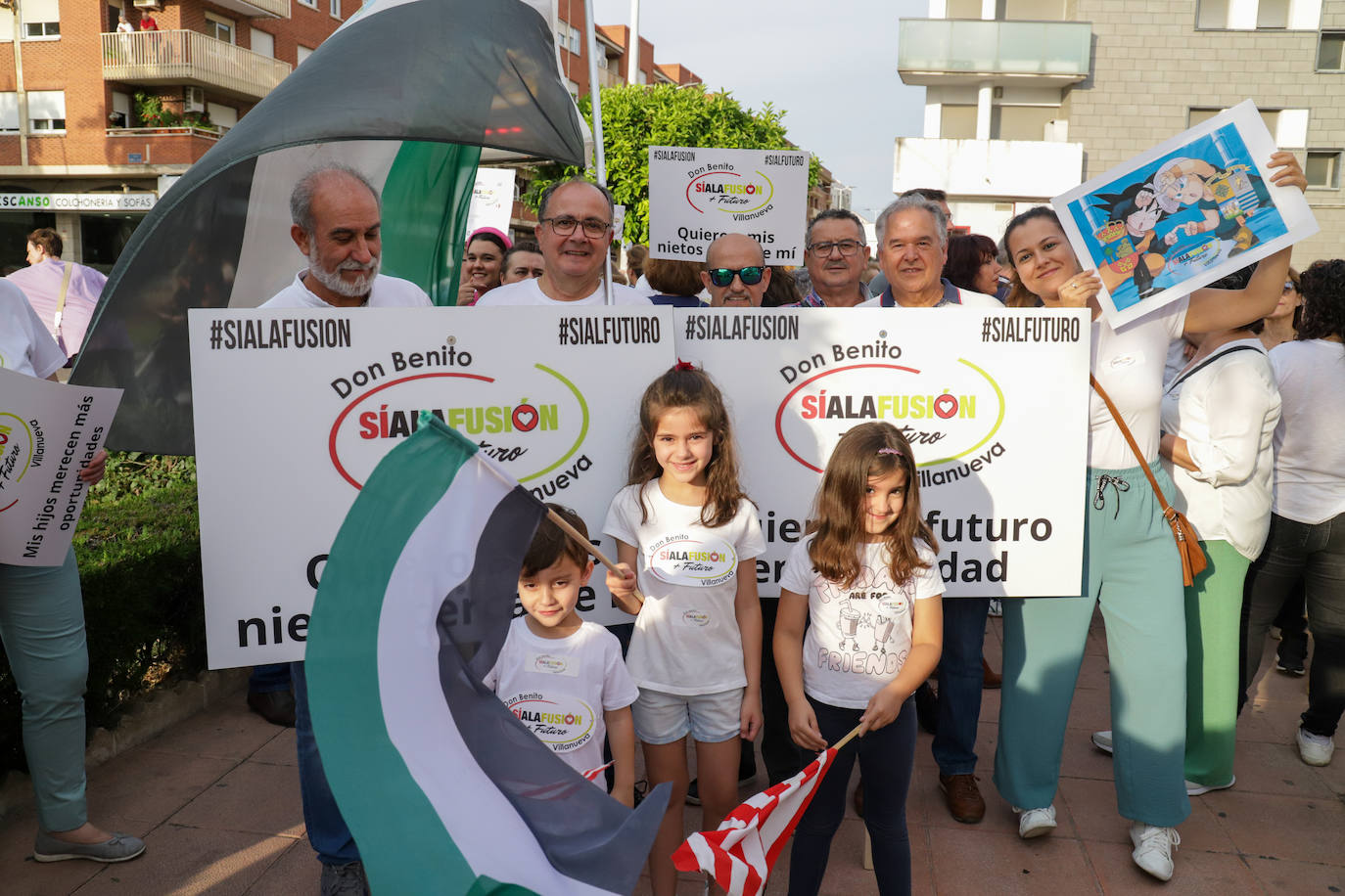 Manifestación de apoyo a la fusión de Don Benito-Villanueva (I)