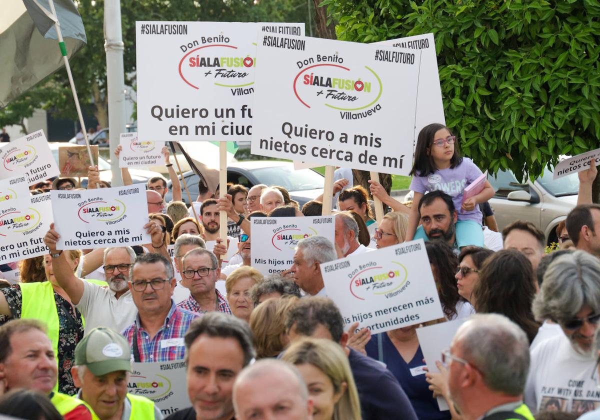 Manifestación de apoyo a la fusión de Don Benito-Villanueva (I)