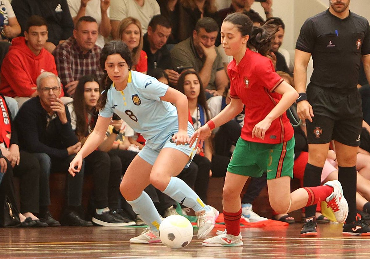 Aurora Campos, en uno de los encuentros que España disputó frente a Portugal.