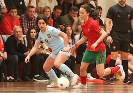 Aurora Campos, en uno de los encuentros que España disputó frente a Portugal.