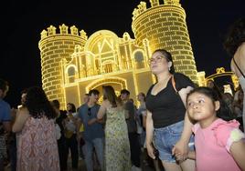 Momento del encendido de la Feria de San Juan 2023.