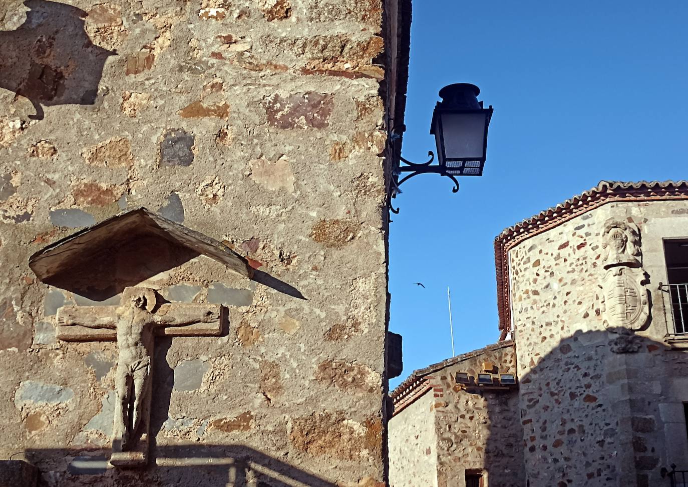 El Cristo crucificado había sido encontrado en un pozo del Santuario de la Virgen de La Montaña.