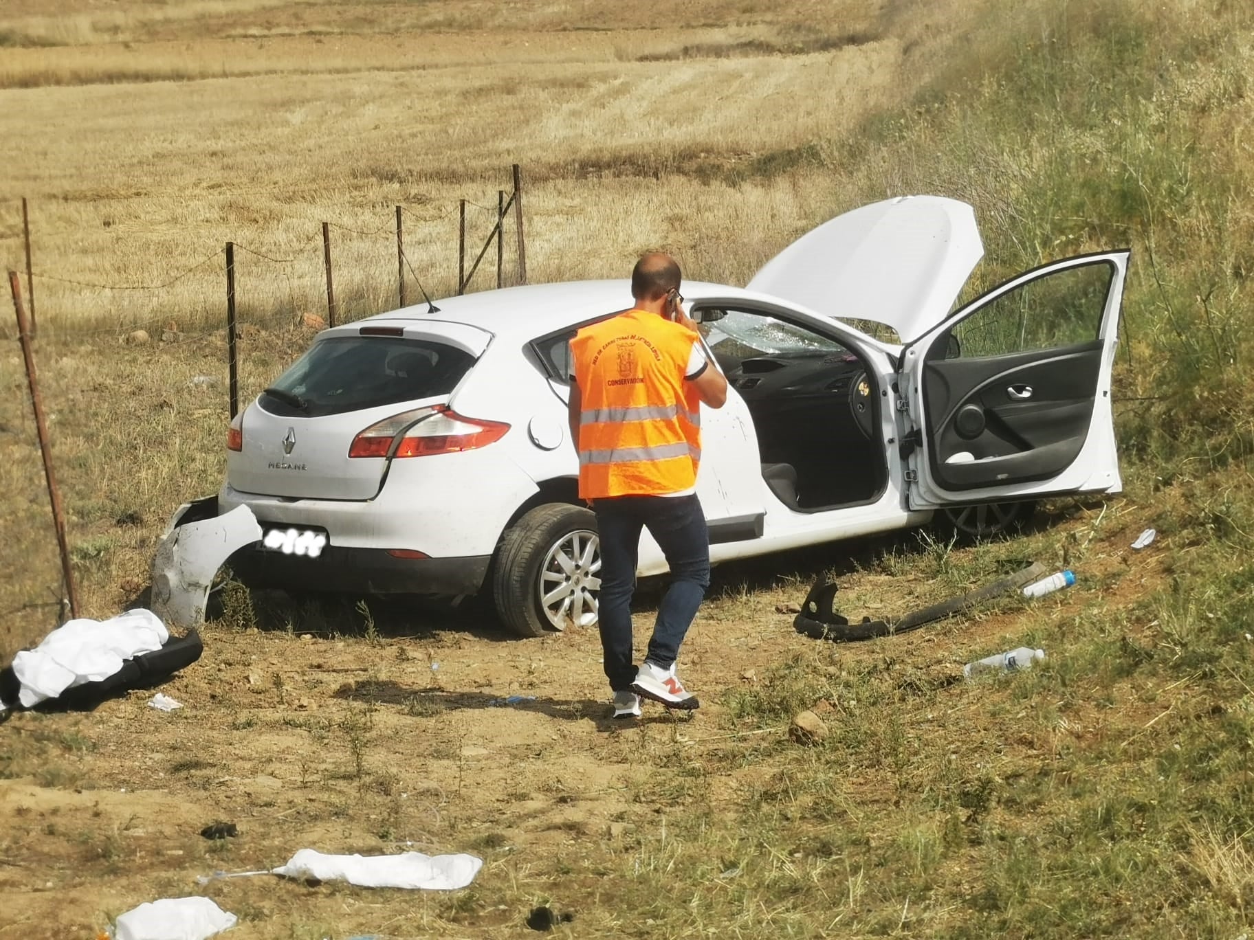 Así han quedado los vehículos tras el accidente en La Coronada