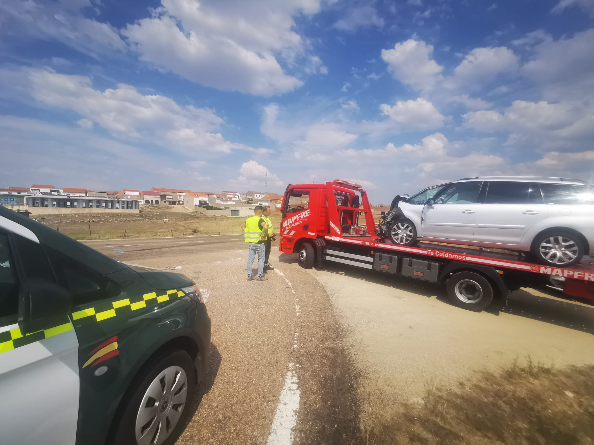 Así han quedado los vehículos tras el accidente en La Coronada