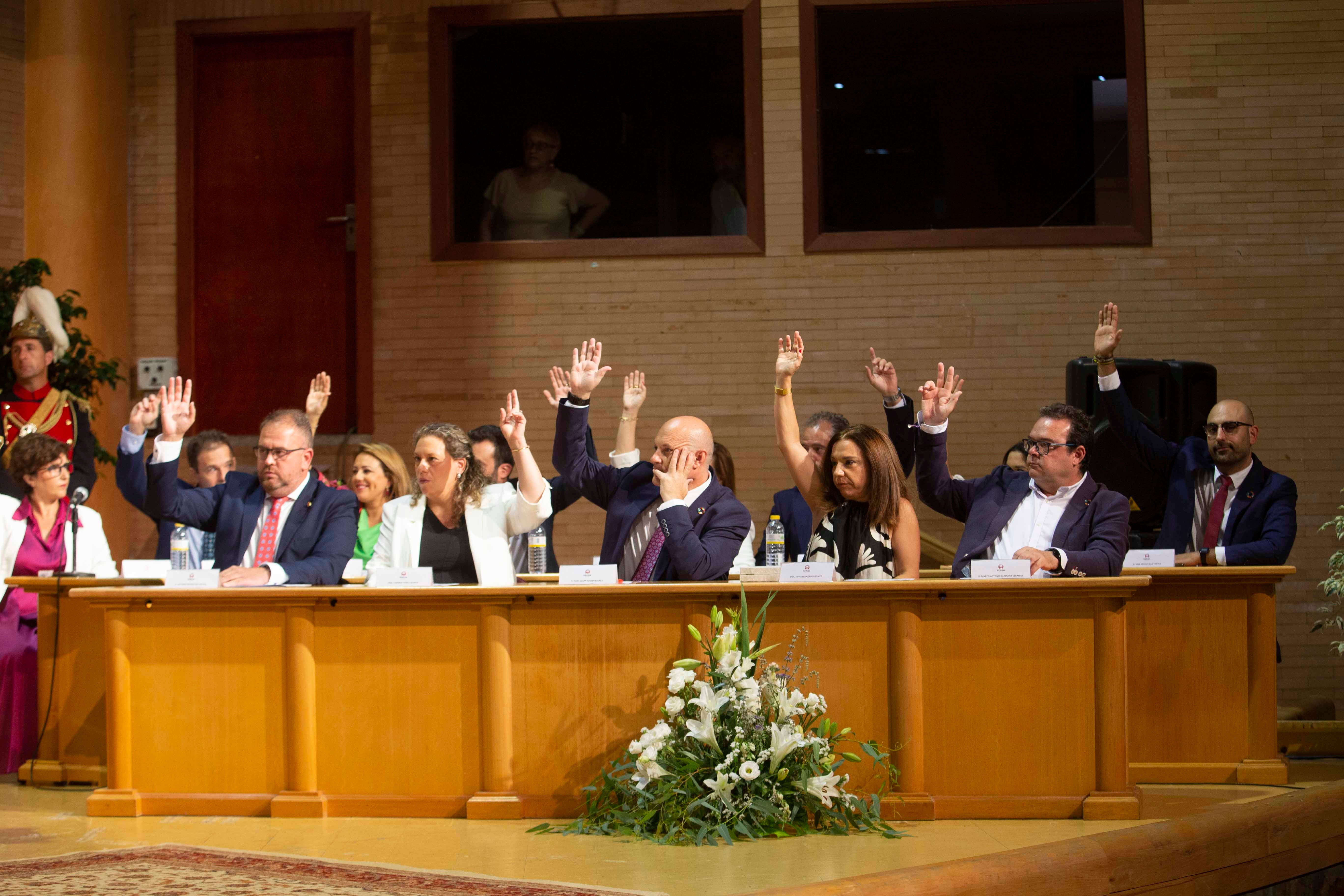 Pleno de investidura en el Ayuntamiento de Mérida
