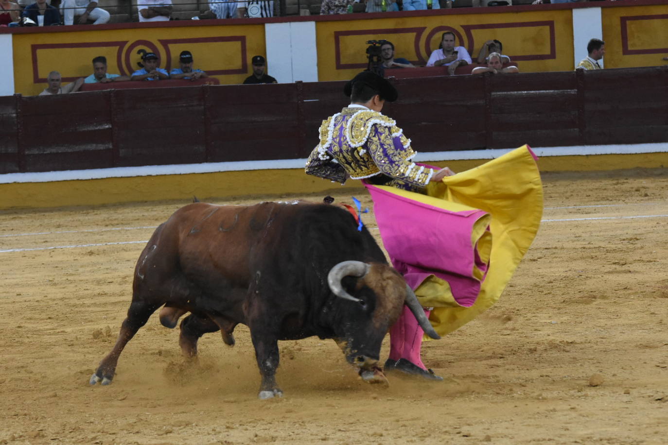 Las mejores imágenes de la corrida de toros de Zalduendo II