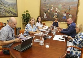 Primera reunión de la nueva Mesa de la Asamblea en Mérida