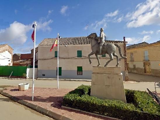 Estatua del general Espartero en su localidad de nacimiento, Granátula de Calatrava (Ciudad Real)