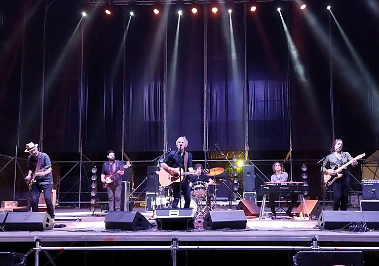 Actuación de Mikel Erentxun en el ferial el sábado por la noche.