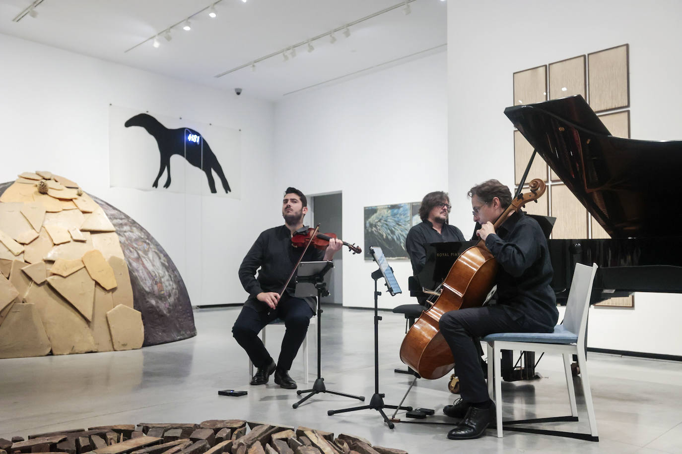 Amigos de Helga de Alvear celebra su décimo aniversario