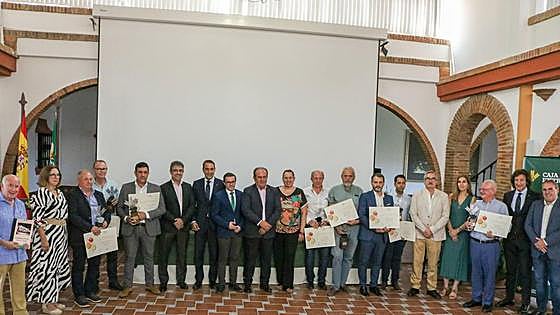 Iberqués, Covica y Quesería Almonte, Premios Espiga a los mejores quesos extremeños