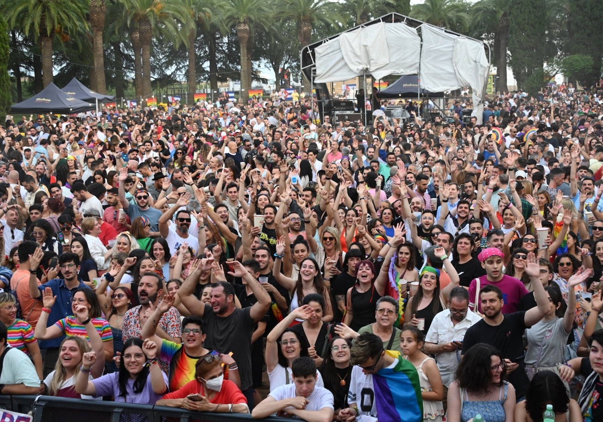 Imagen de uno de los conciertos de Palomos celebrado en junio en La Alcazaba de Badajoz.