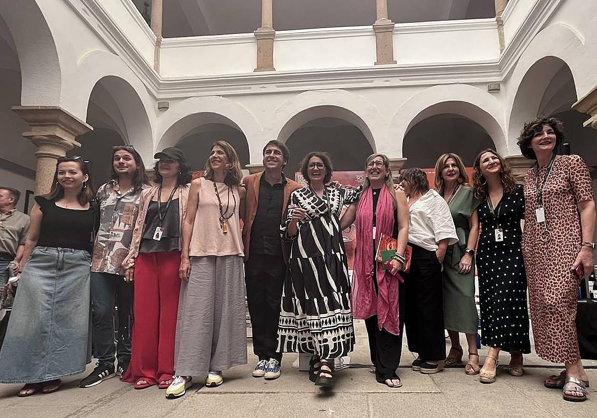 Elenco de 'Las asambleístas'