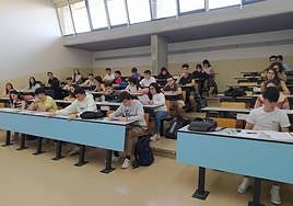 Los estudiantes extremeños se examinan de la convocatoria extraordinaria de la EBAU a partir de este martes