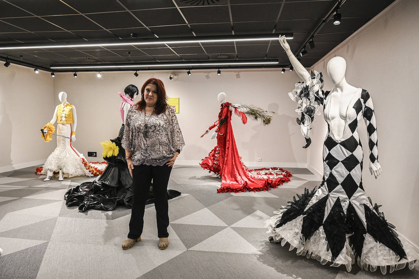 Imagen secundaria 1 - Moda, fotografía y música para empezar Julio