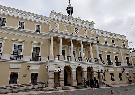 Fachada del Palacio Municipal, la sede central del Ayuntamiento.