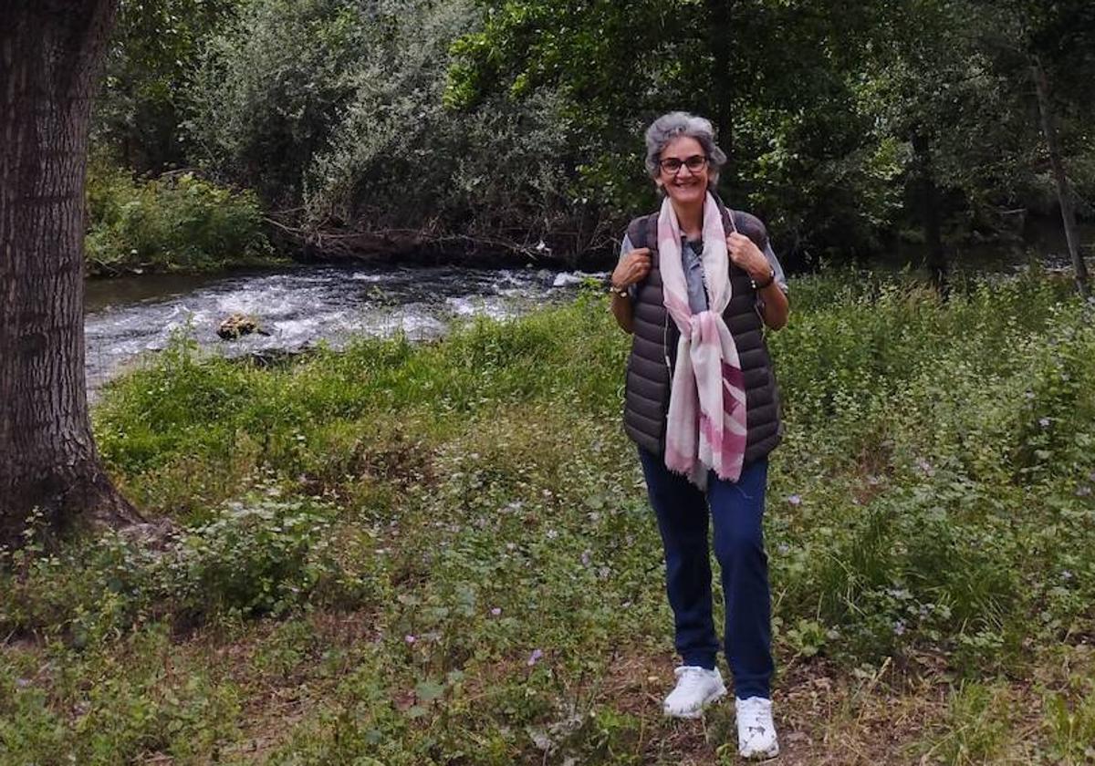 Una religiosa del Madre Matilde de Plasencia 'lucha' contra el incendio que asola su isla