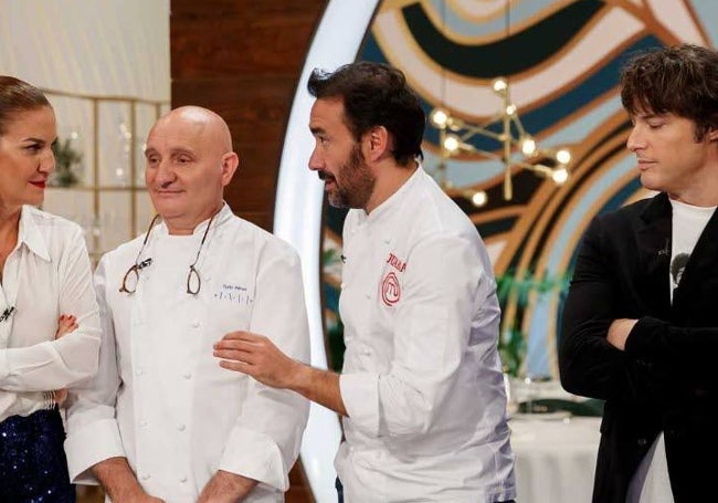 Imagen de Toño Pérez en el plató de MasterChef.