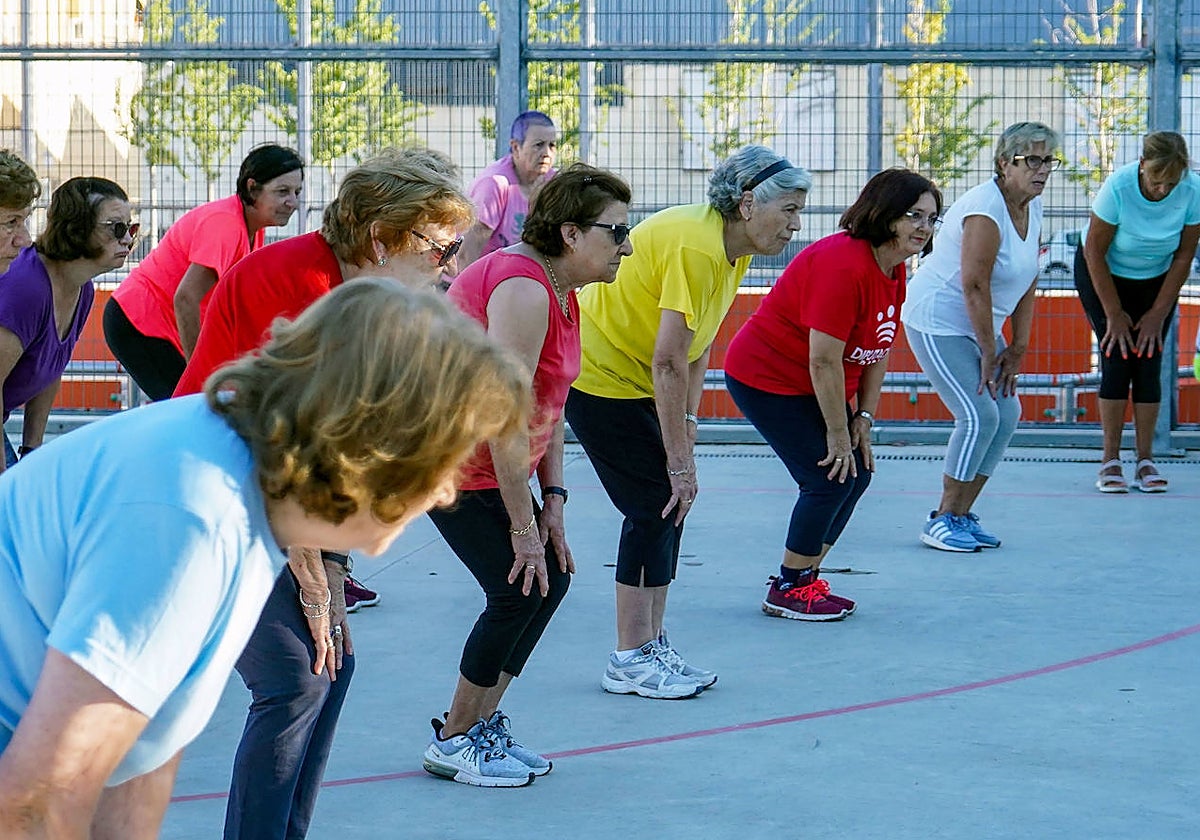 Los participantes durante la clase en San Roque.