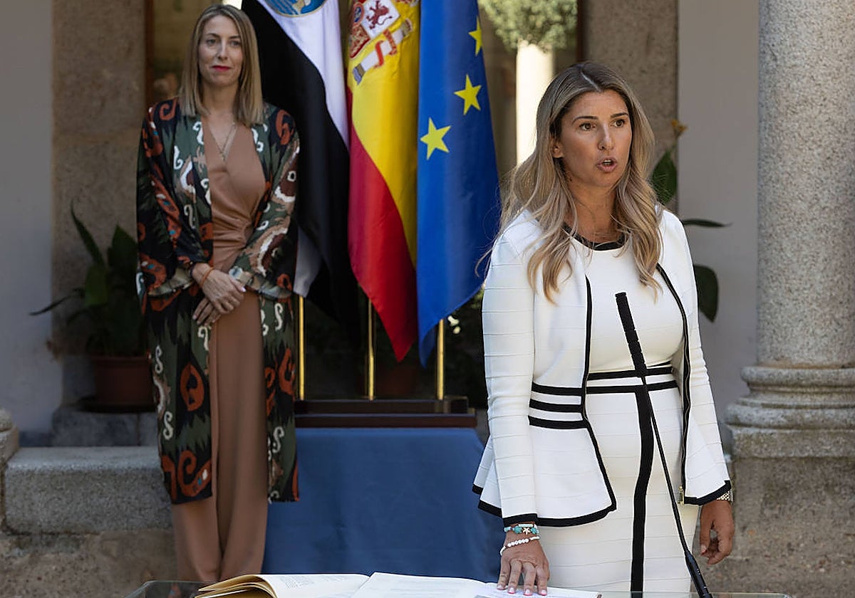 Camino Limia, consejera nombrada por Vox, en su toma de posesión al frente de Gestión Forestal y Medio Rural.