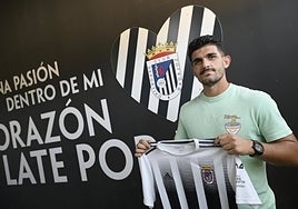 Sandro Toscano, durante su presentación este viernes en el Nuevo Vivero.